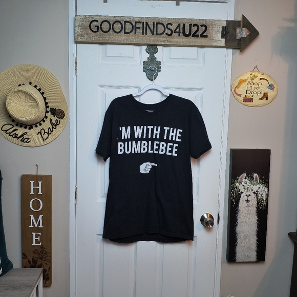 I'm With Bumblebee Halloween Costume Party Matching Couples T-Shirt Men's L - Picture 1 of 8